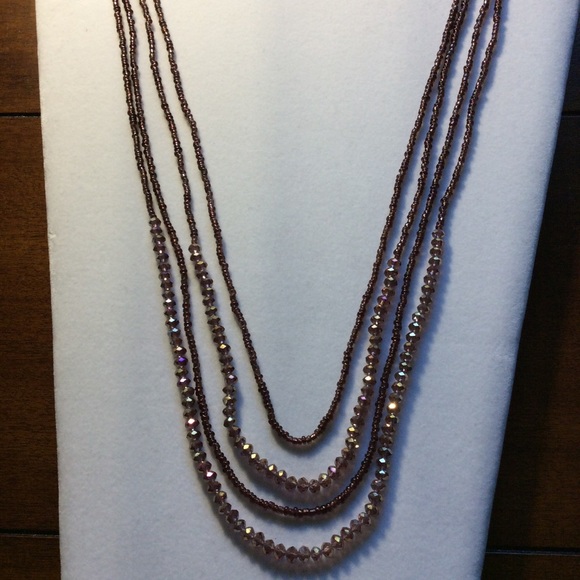 Fashion Jewelry Jewelry - Beaded Layered & Faceted Colorful Brown Necklace.